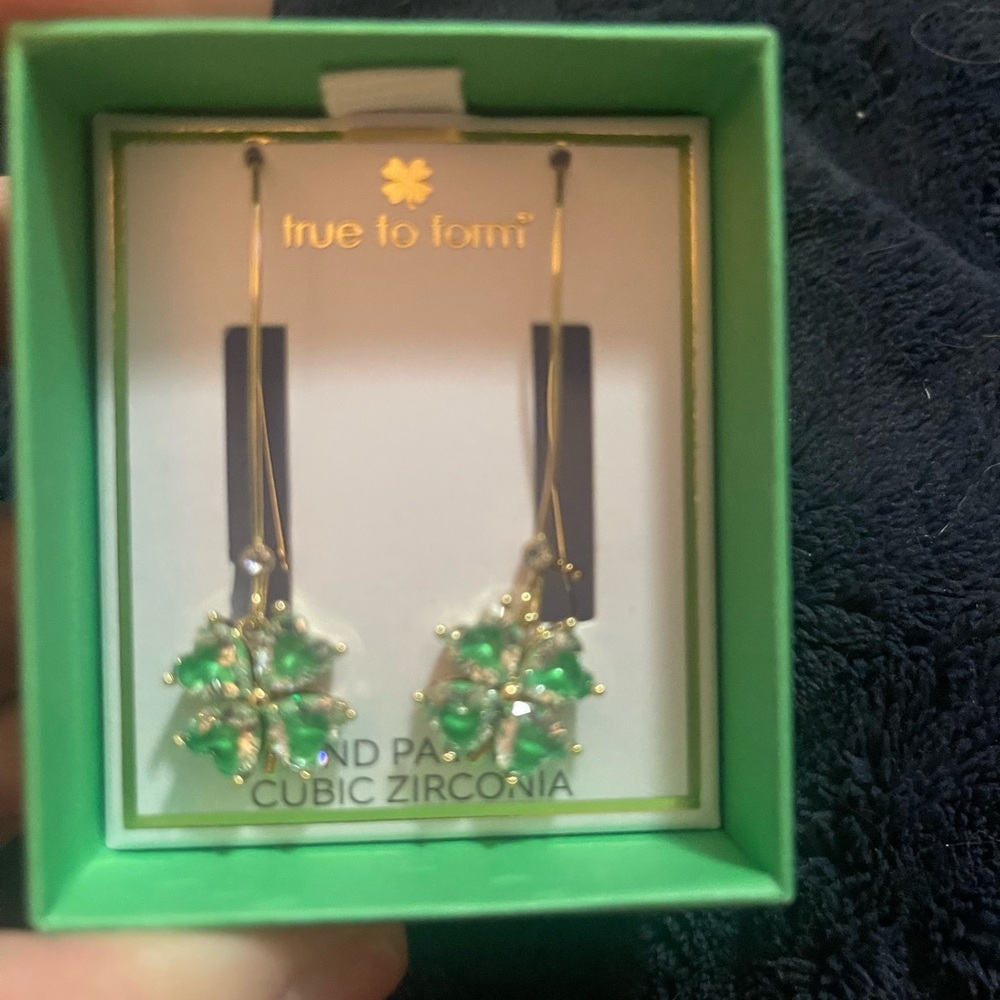 True to Form Green Flower Earrings